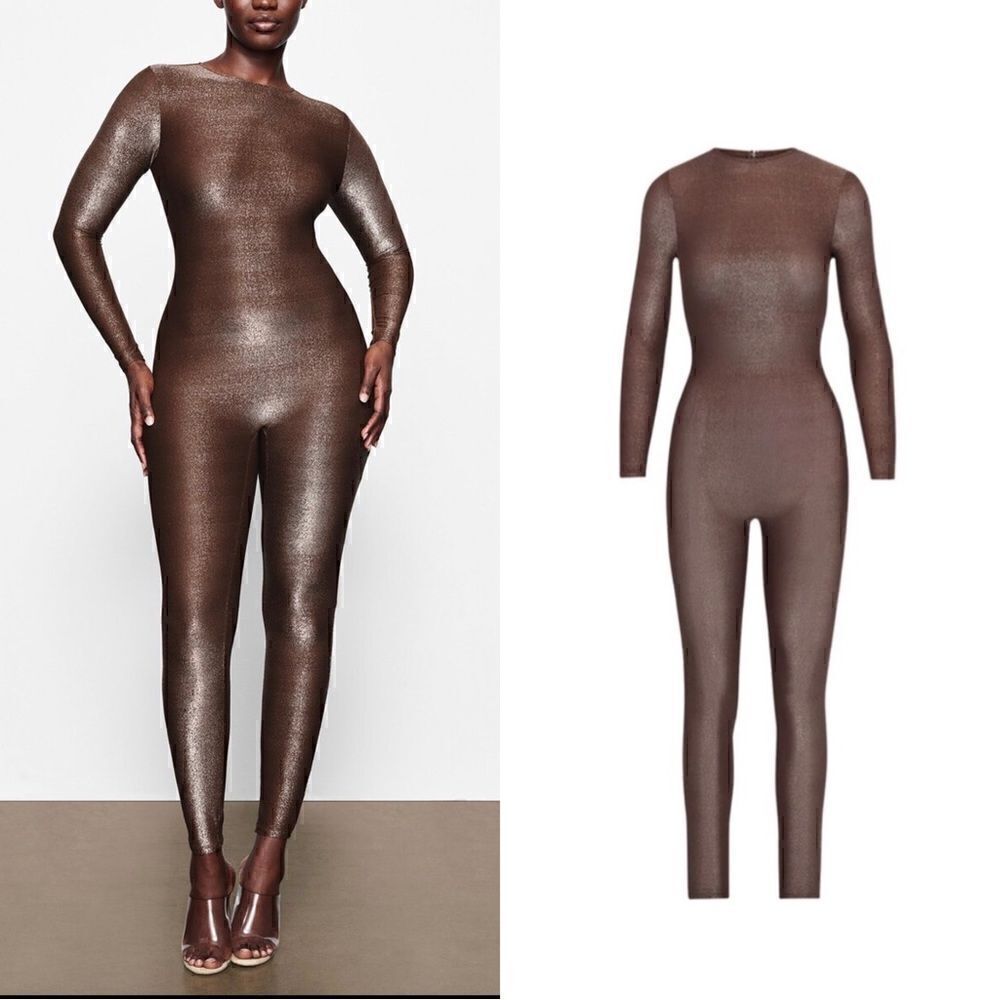 SKIMS  Shimmer Catsuit in Chocolate